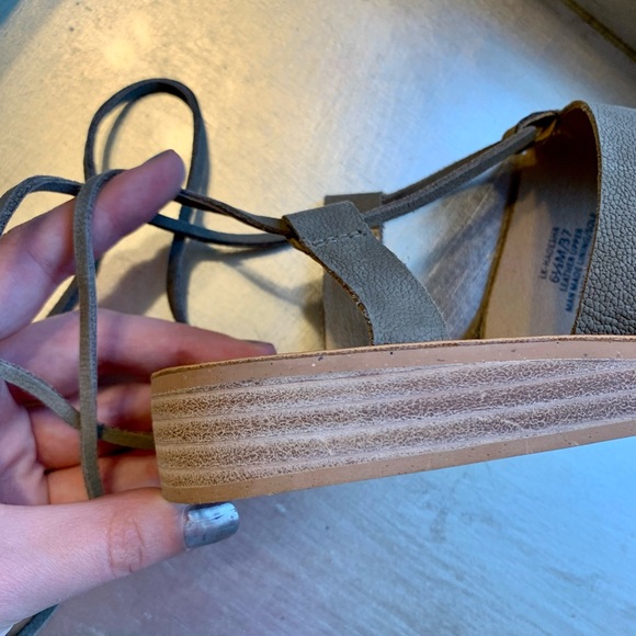 LUCKY BRAND Hadesha sandals green leather - Picture 11 of 11